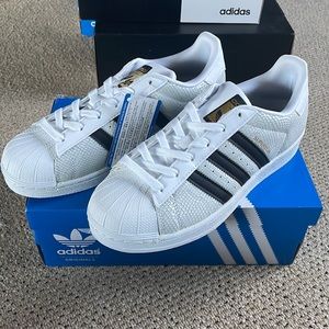 NEW IN BOX - Adidas Superstar Reptile J - youth size 6